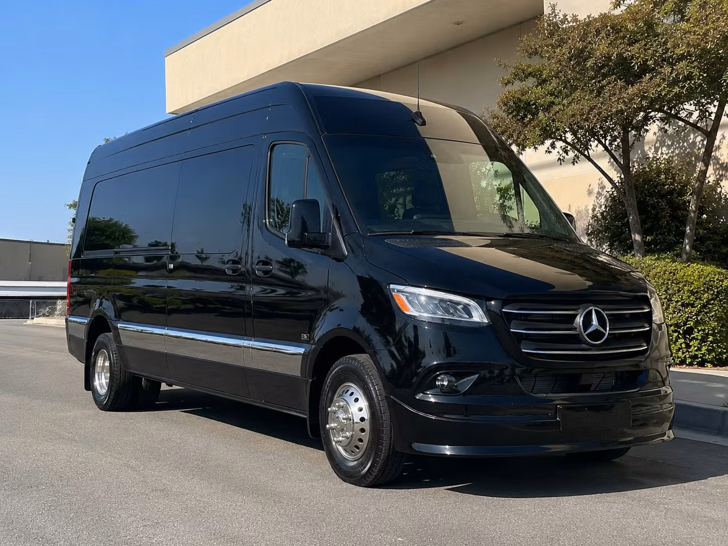 hampton corporate shuttle services